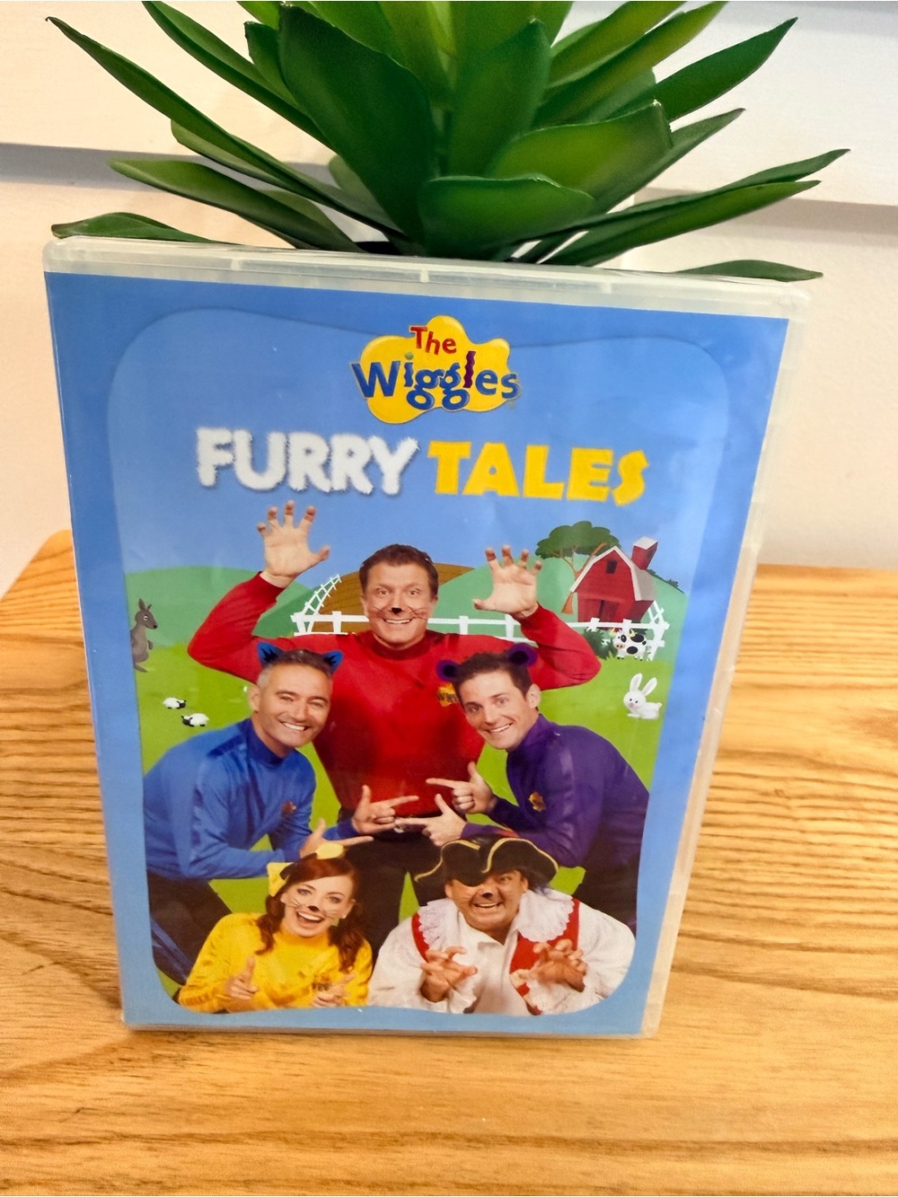💫10/$25 • The Wiggles Furry Tales DVD